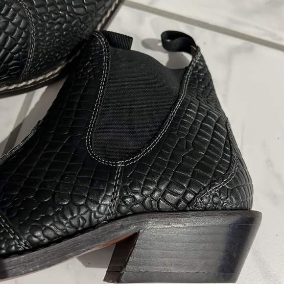 NEW Free People Beau Western Ankle Boots in Black Leather Coastal Cowgirl - Picture 9 of 9